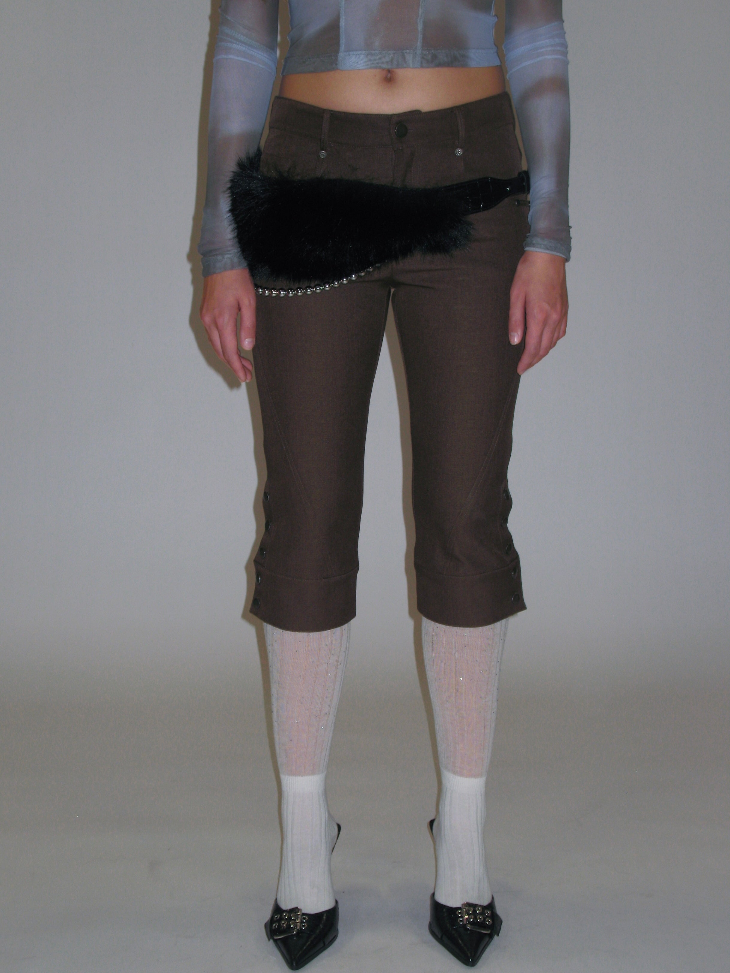 Side Button Capri Pants/ Brown