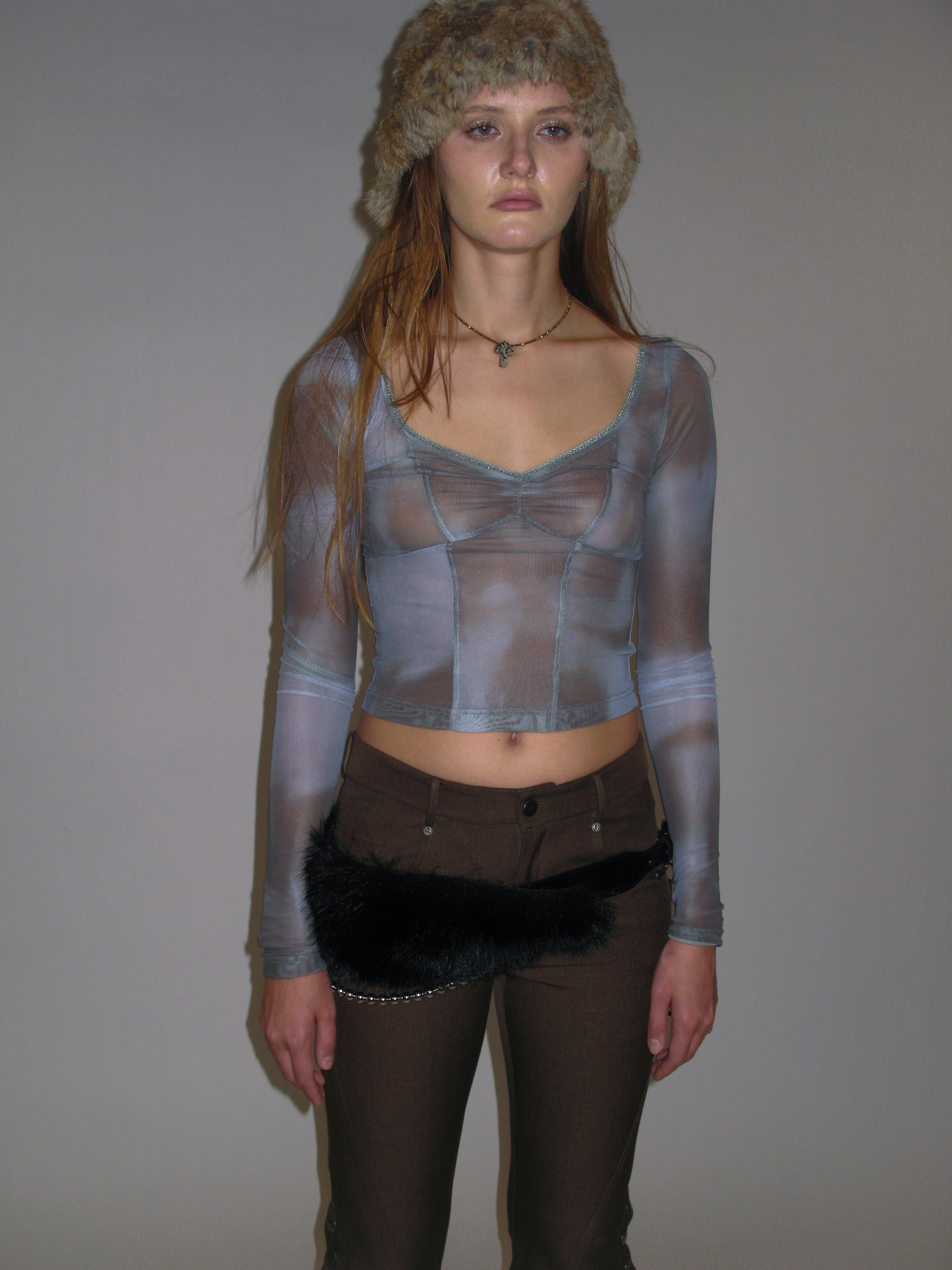 Shadow Mesh V-Neck Layer/ Blue