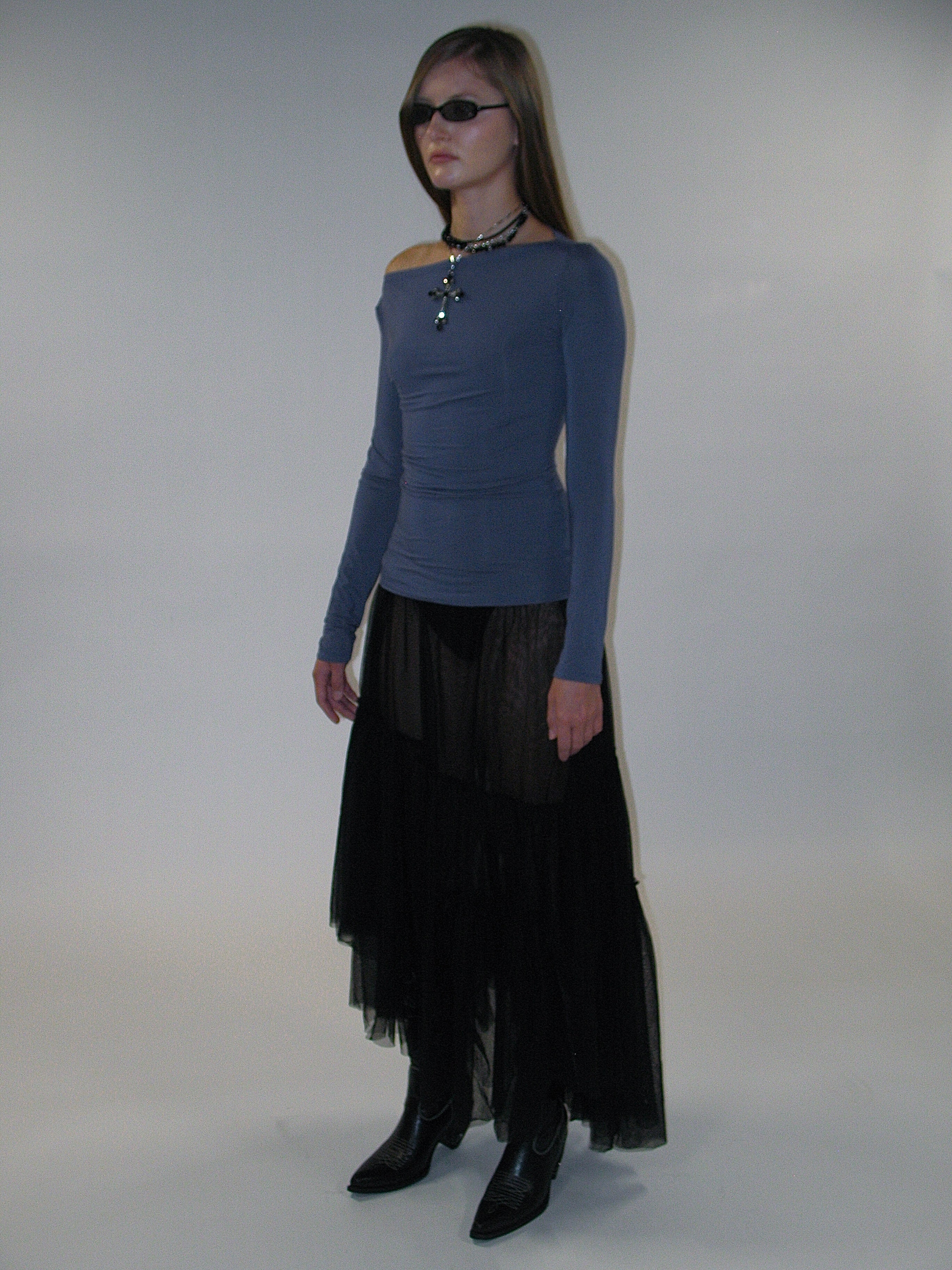 Fit Asymmetric Long Sleeve