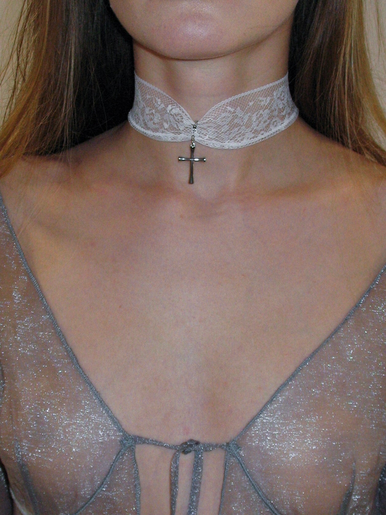 Gothic Lace Cross Choker/ White