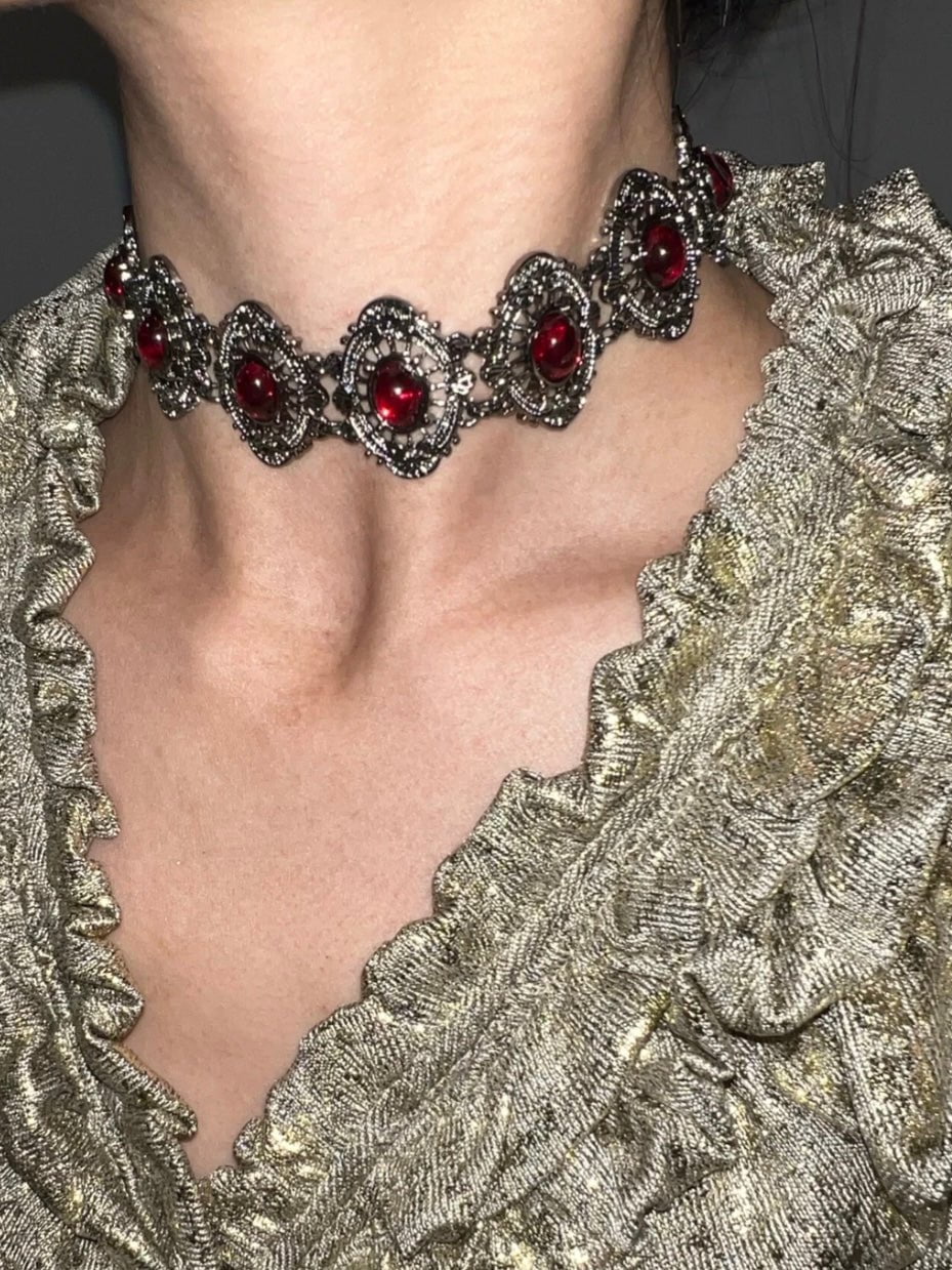 PROD 2024-2 Red choker / One size / In-stock Accessories 01