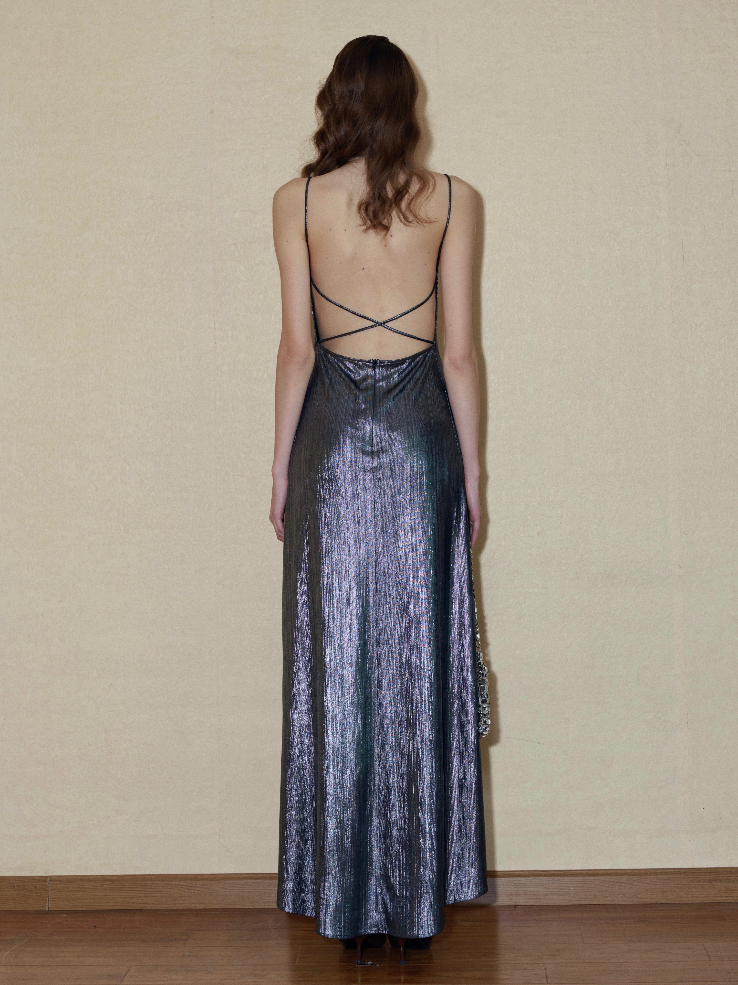 PROD 2024 Pre-spring Silver Metallic V-Neck Backless Dress