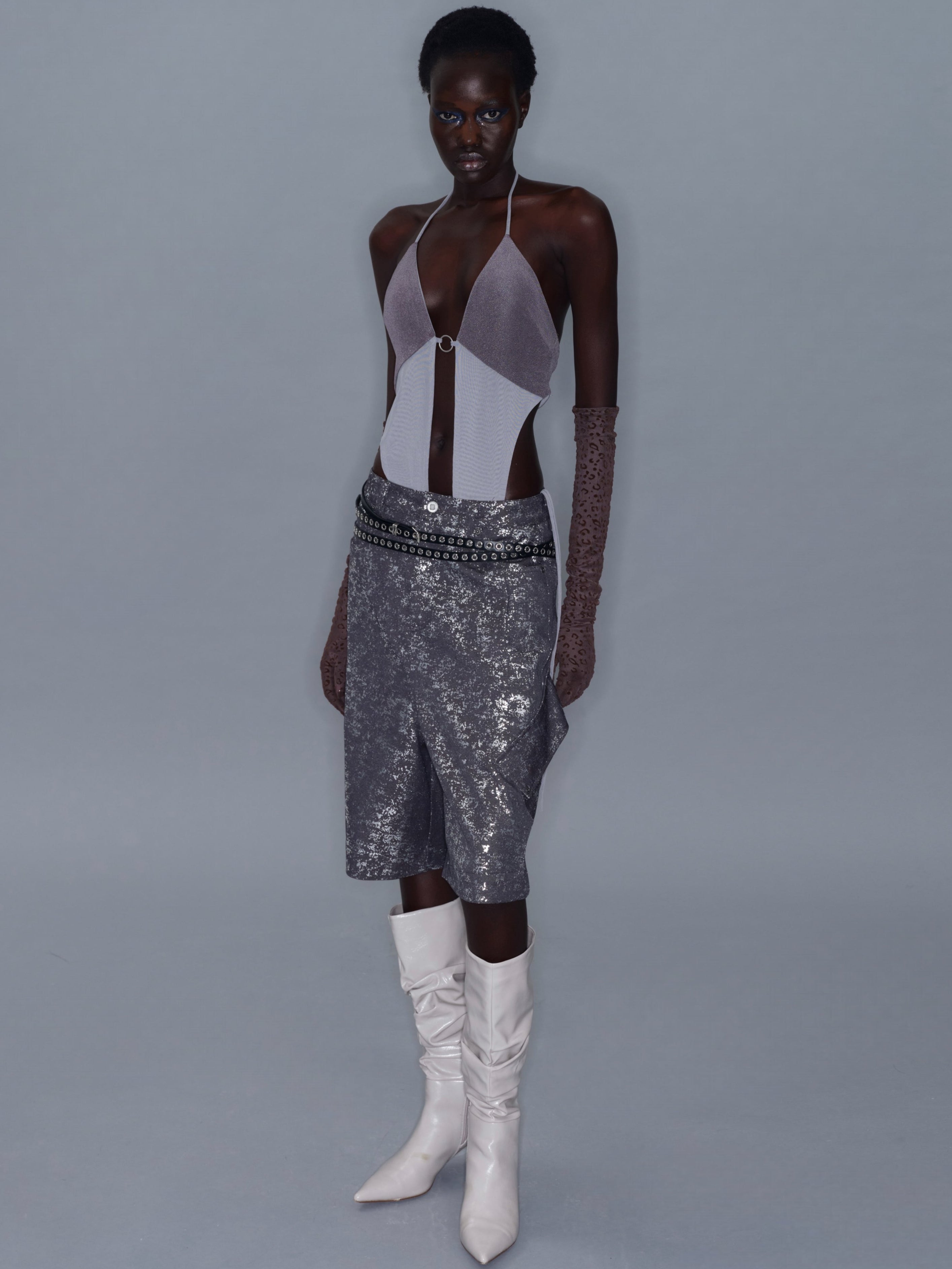  Gray
