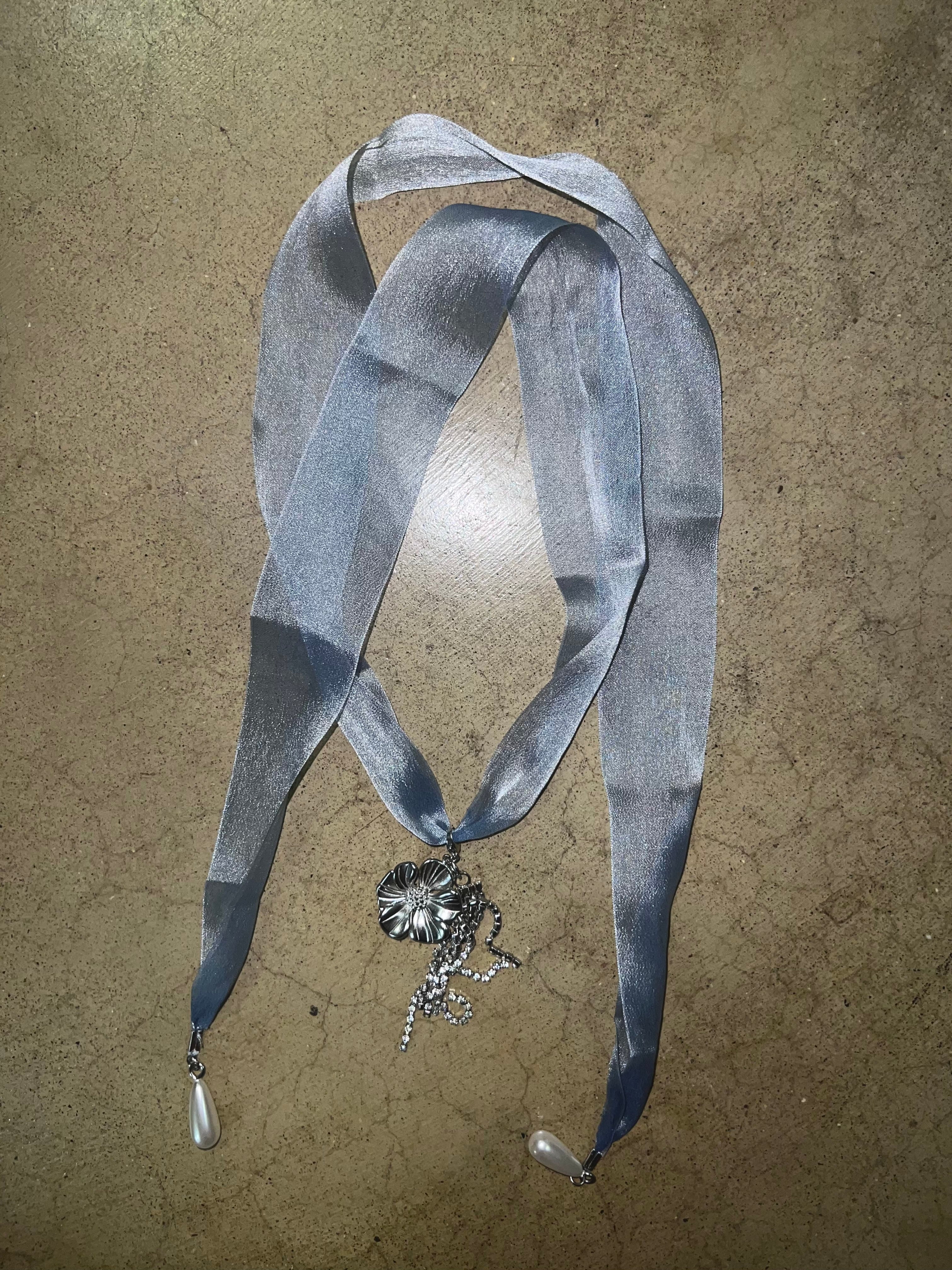 PROD 2026Fall Blue/ Silver / In-stock Veil Pendant Necklace