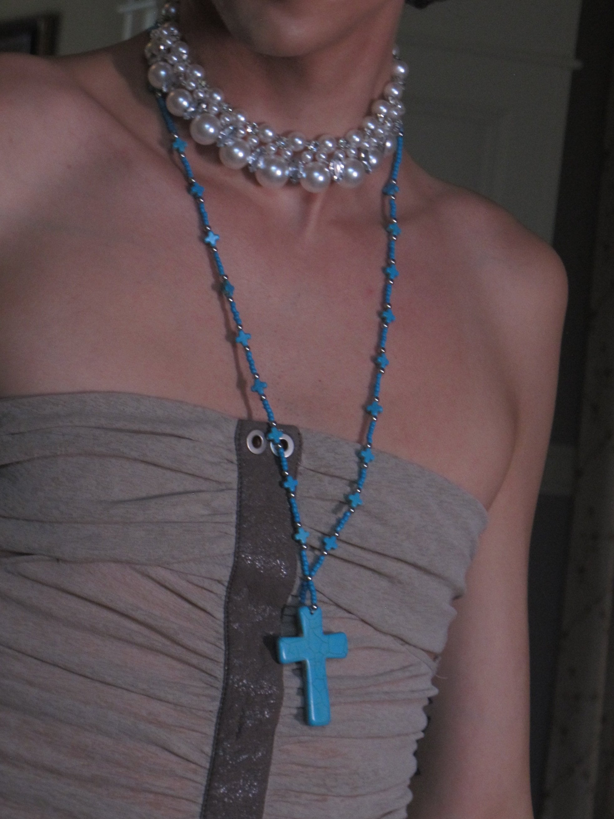 PROD 2PC Set Azure Cross & Faux Pearl Necklace Set