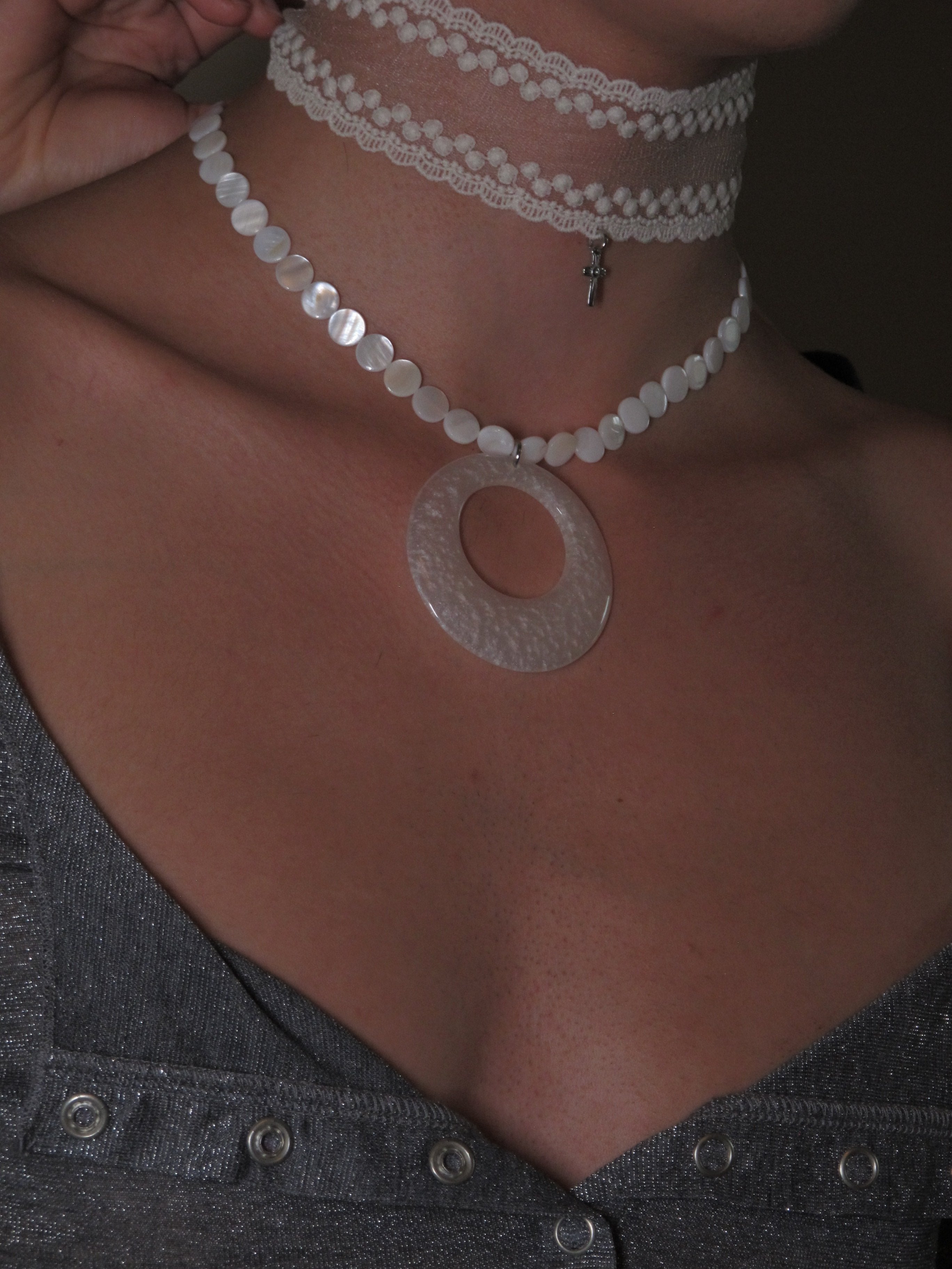 PROD 2PC Set Halo Lace & Circle Necklace Set /White