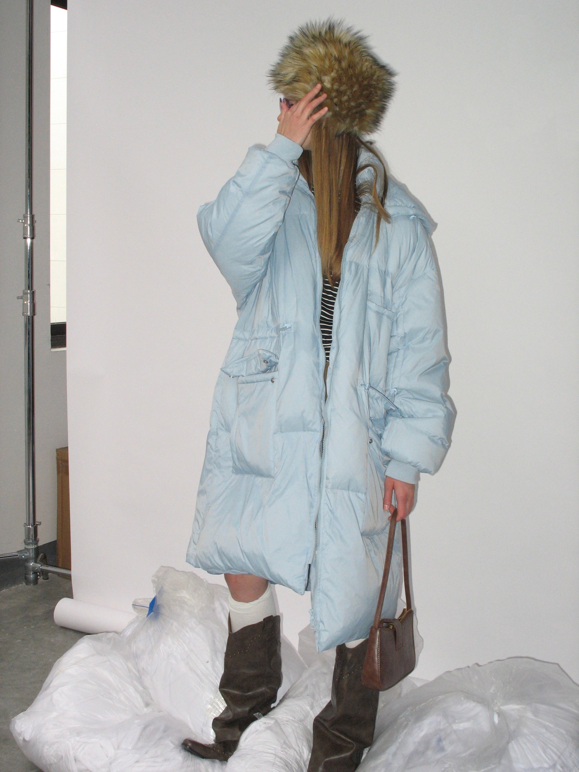 PROD Bldg 2023 winter 2 Beige Hooded Long Down Jacket