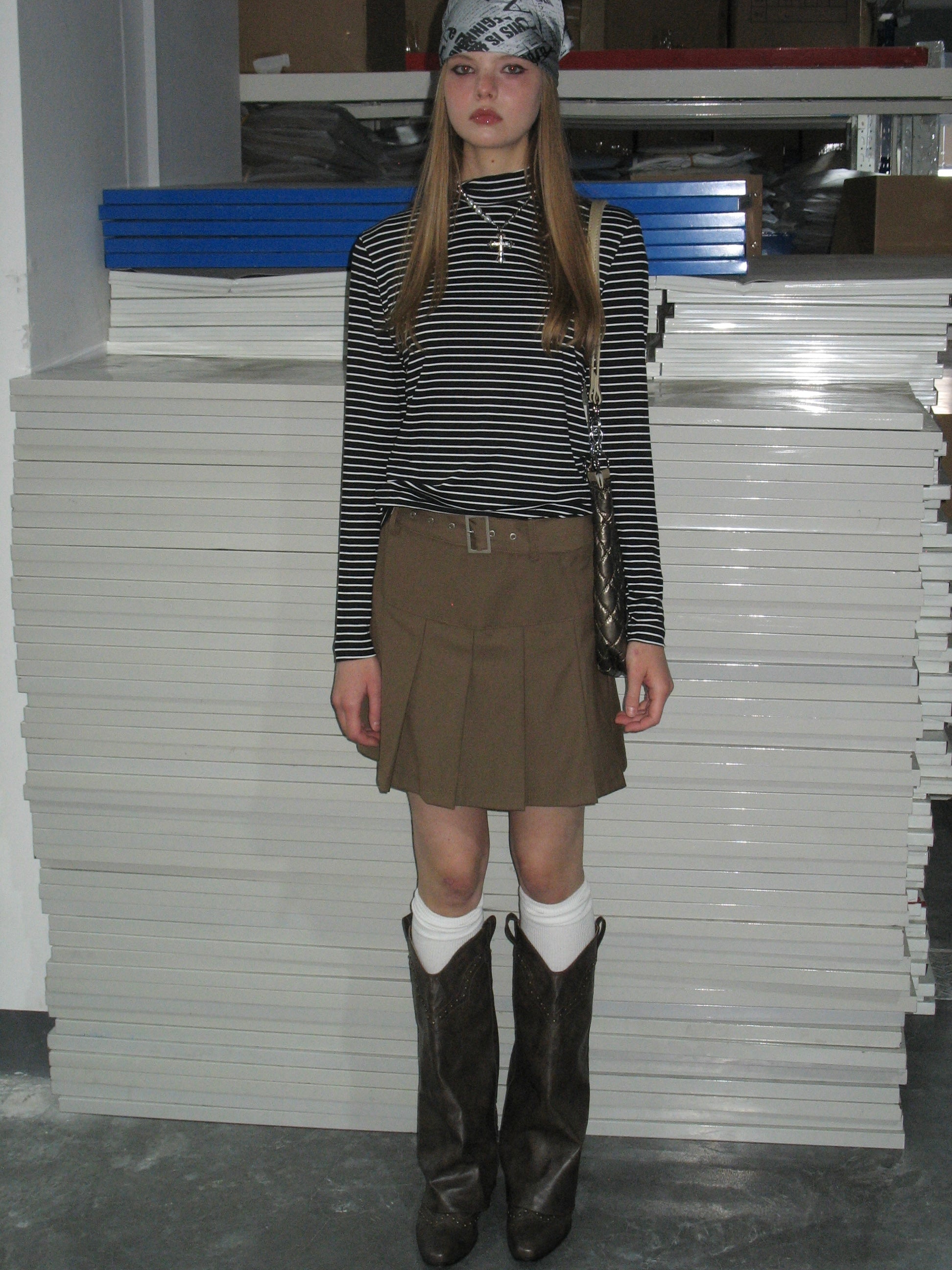 PROD Bldg 2023 winter 2 Black Striped Mid-high Collar Long Sleeve