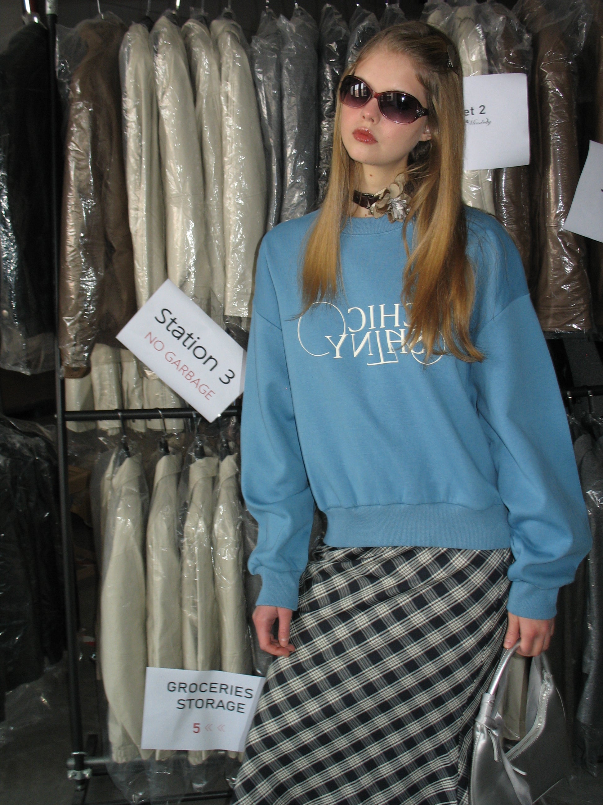 PROD Bldg 2023 winter 2 Inverted Words Small Sweatshirt