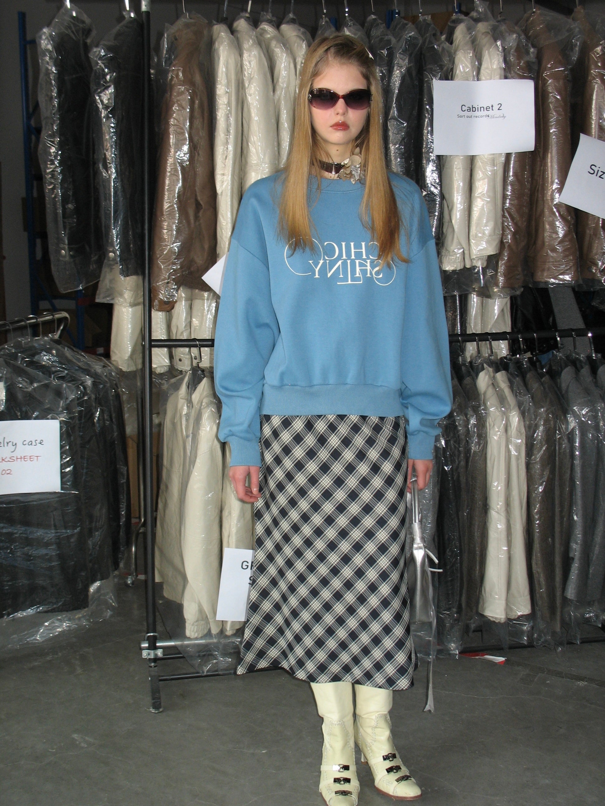 PROD Bldg 2023 winter 2 Inverted Words Small Sweatshirt