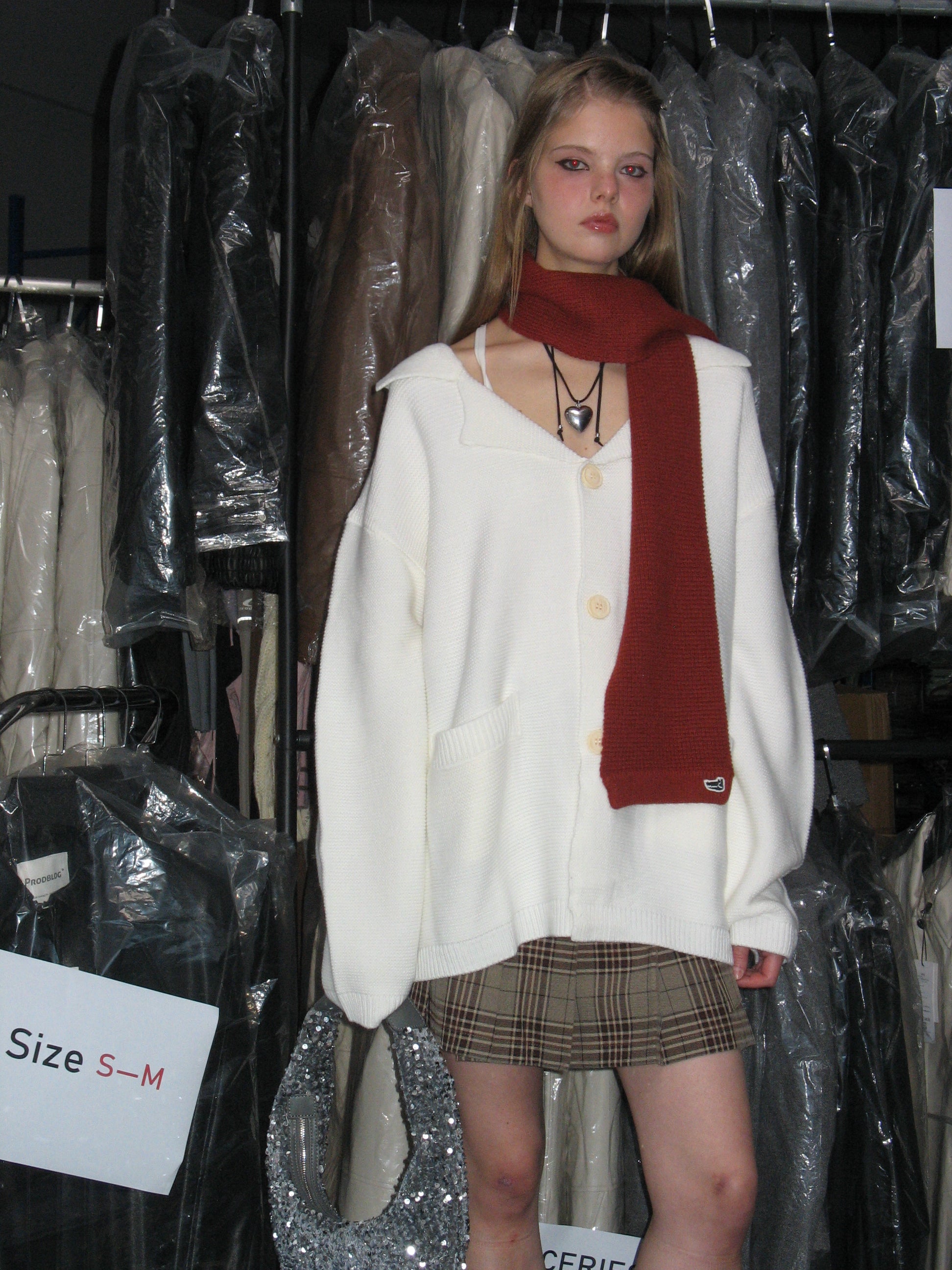 PROD Bldg 2023 winter 2 Red Knit Scarf