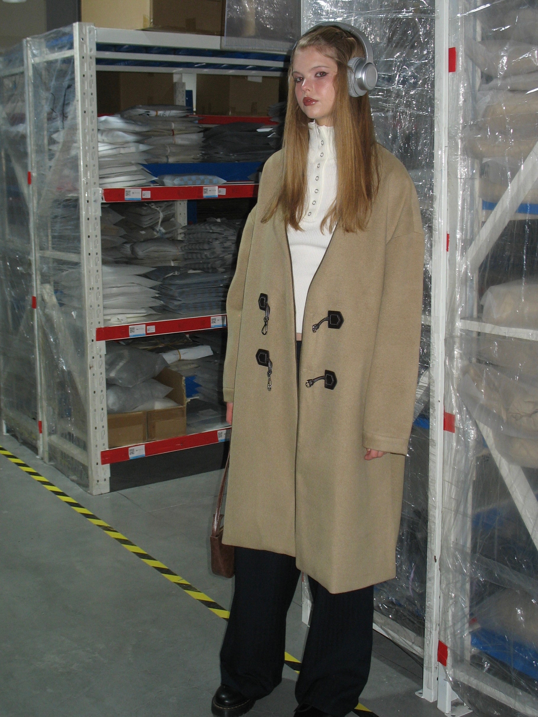 PROD Bldg 2023 winter 2 V-Neck Duffle Coat