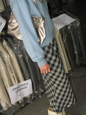 PROD Bldg 2023 winter 2 V-neck Sweater