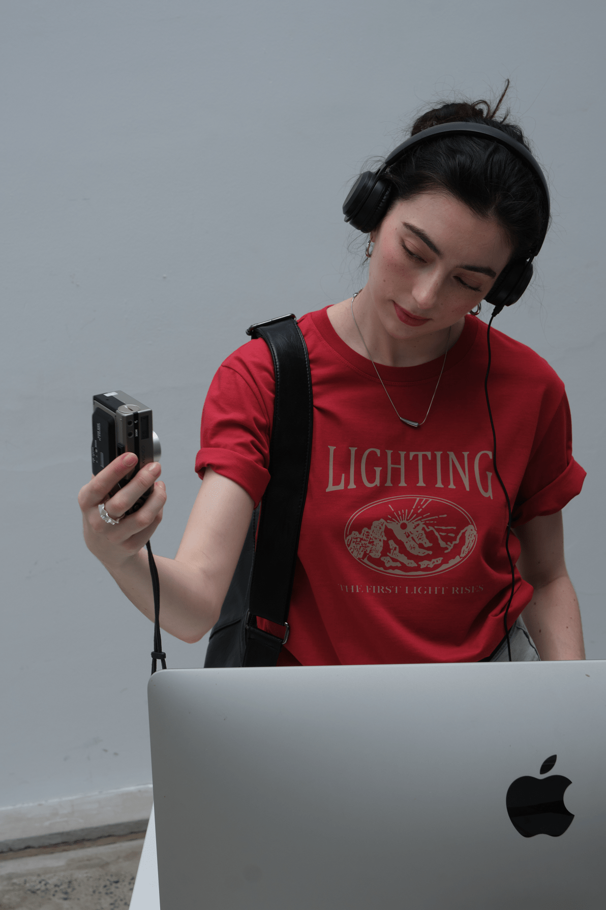 PROD PROD LAB T-SHIRTS S / Red Lighting Graphic Basic Short Sleeve T-Shirt / Red
