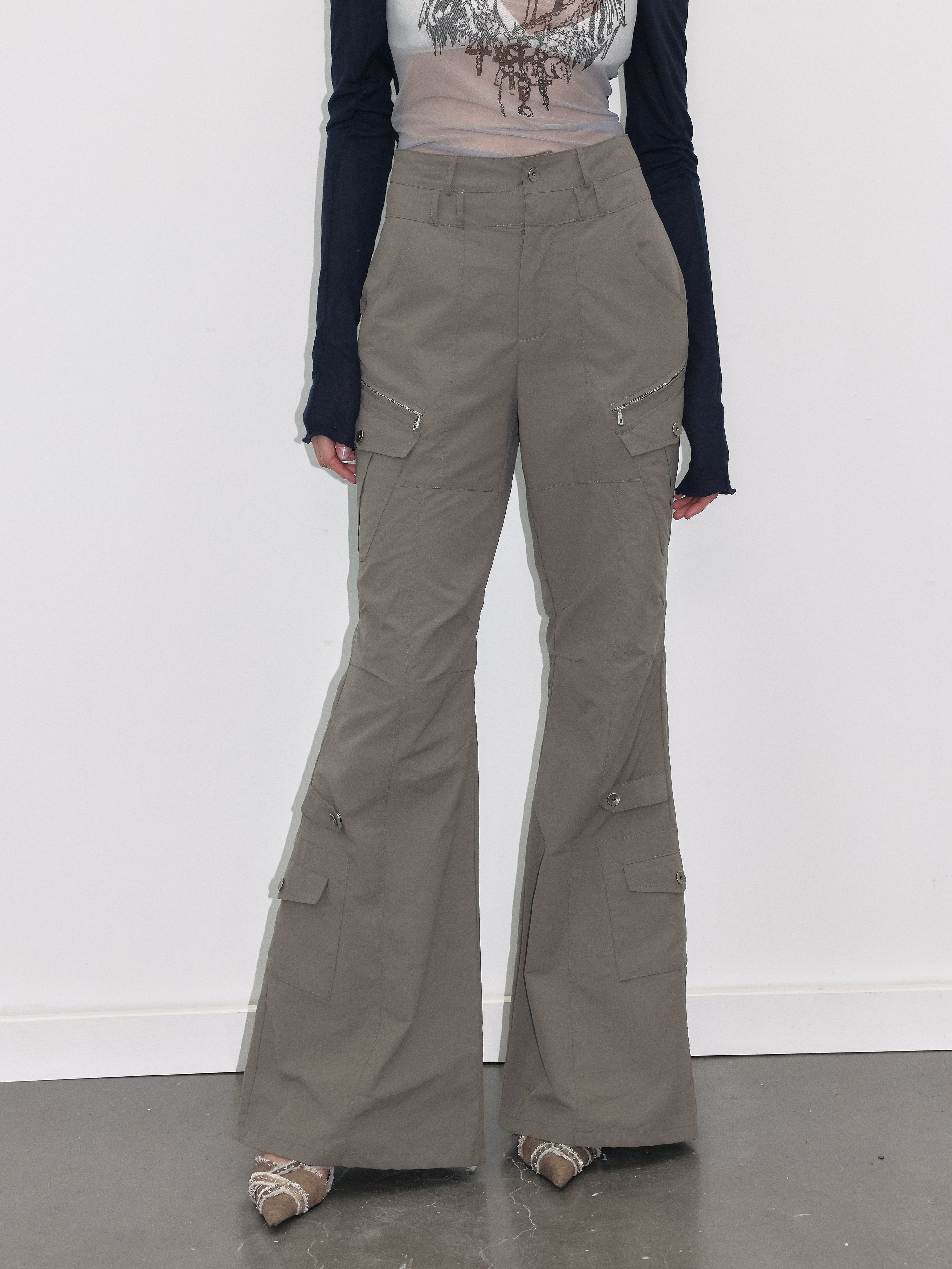 PROD  XS / taupe Cargo Flared Pants