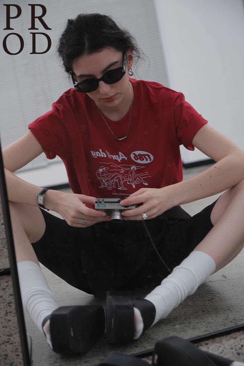 PROD Bldg Apparel & Accessories 25基础T恤红色度假小人