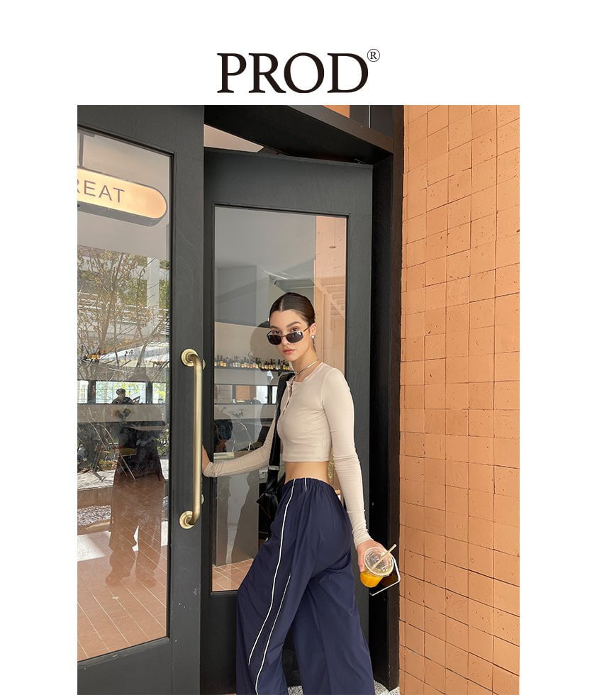 PROD Bldg Apparel & Accessories 纽扣领打底 裸色sj