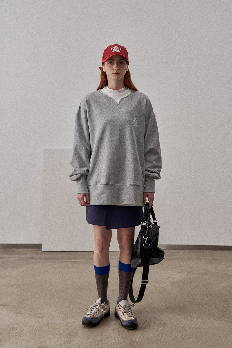 PROD Bldg Apparel & Accessories White collar sweater grey